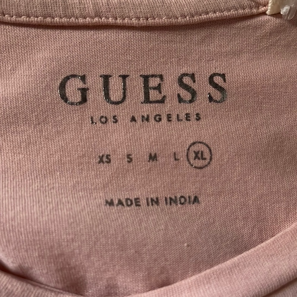 Guess Top - Picture 3 of 3